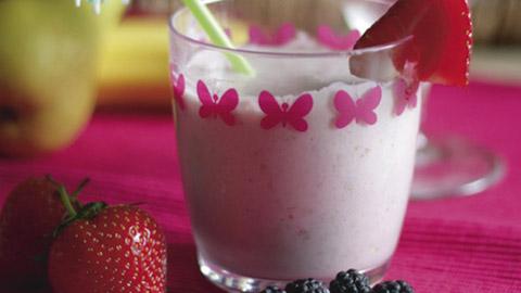 Smoothie aux fruits et glaces à l'eau